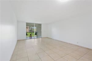 7340 Lake Cir Dr, Margate, FL 33063, Sold 10/05/21