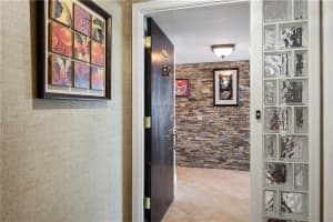 2800 E Sunrise Blvd #19c, Fort Lauderdale, FL 33304, Sold 11/02/21