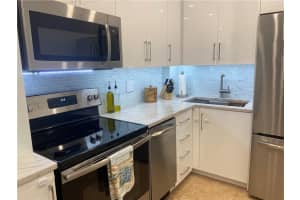 2424 SE 17th St #106b, Fort Lauderdale, FL 33316, Sold 10/11/21