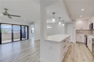 330 SE 20th Ave, Deerfield Beach, FL 33441, Sold 03/18/22