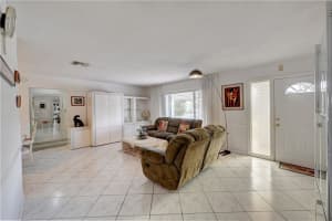 5813 NW 82nd Ave, Tamarac, FL 33321, Sold 10/08/21