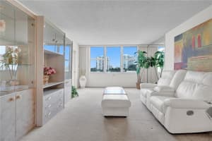 201 N Ocean Blvd, Pompano Beach, FL 33062, Sold 11/05/21