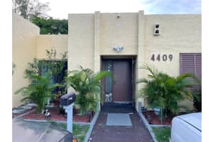 4409 NW 3rd Ave, Pompano Beach, FL 33064, Sold 11/08/21