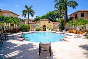 16 Via Floresta Dr, Boca Raton, FL 33487, Sold 11/05/21