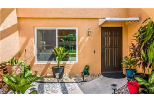 141 Finch Ct, Royal Palm Beach, FL 33411, Sold 10/14/21