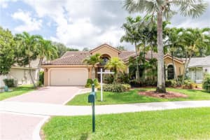 9864 S Abiaca Cir, Davie, FL 33328, Sold 09/29/21
