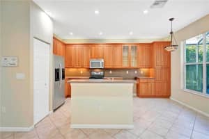 16338 SW 28th St, Miramar, FL 33027, Sold 10/06/21