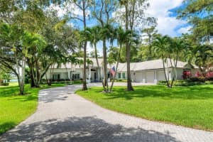 7207 E Cypresshead Dr, Parkland, FL 33067, Sold 09/30/21