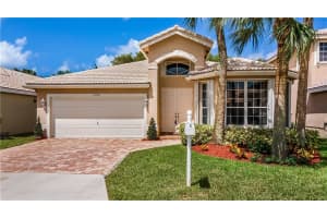 11829 NW 55th St, Tamarac, FL 33321, Sold 09/22/21