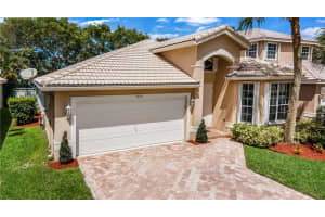 11829 NW 55th St, Tamarac, FL 33321, Sold 09/22/21