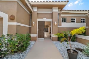 5935 NW 96th Dr, Parkland, FL 33076, Sold 10/04/21