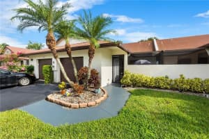 9043 NW 61st St, Tamarac, FL 33321, Sold 11/12/21