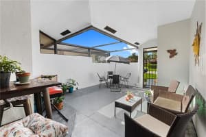 9043 NW 61st St, Tamarac, FL 33321, Sold 11/12/21