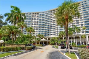 3800 S Ocean Dr, Hollywood, FL 33019, Sold 11/09/21