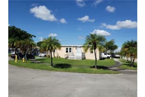 530 Heritage Cir, Pembroke Pines, FL 33029, Sold 05/26/22