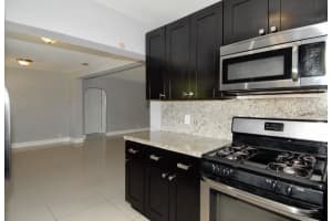 1521 Moffett St, Hollywood, FL 33020, Sold 10/06/21