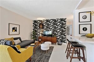 2825 NE 33rd Ave, Fort Lauderdale, FL 33308, Sold 10/13/21