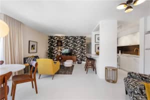 2825 NE 33rd Ave, Fort Lauderdale, FL 33308, Sold 10/13/21