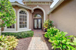 6696 Via Como, Lake Worth, FL 33467, Sold 09/22/21