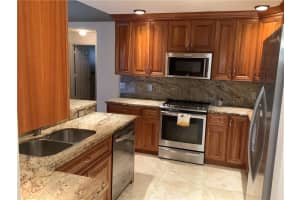 4806 S Lee Rd, Delray Beach, FL 33445, Sold 12/03/21