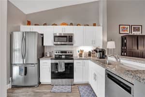 2720 S Oakland Forest Dr, Oakland Park, FL 33309, Sold 09/30/21