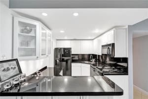 200 NE 19th Ct #103m, Wilton Manors, FL 33305, Sold 10/18/21