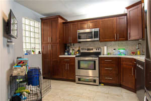4121 Coral Tree Cir, Coconut Creek, FL 33073, Sold 11/01/21