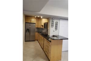 4717 NW 7th St, Miami, FL 33126, Sold 10/28/21