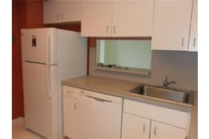 5300 NE 24th Terrace #315c, Fort Lauderdale, FL 33308, Sold 12/22/21