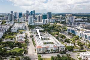 533 NE 3rd Ave, Fort Lauderdale, FL 33301, Sold 10/12/21
