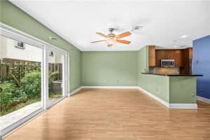 509 NW 109th Ave, Pembroke Pines, FL 33026, Sold 12/07/21