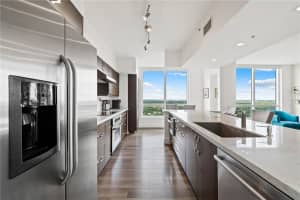 610 W Las Olas Blvd, Fort Lauderdale, FL 33312, Sold 01/18/22