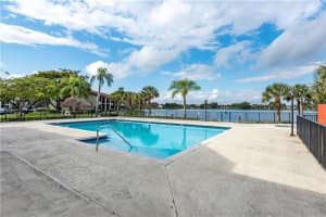 212 Lake Pointe Dr, Oakland Park, FL 33309, Sold 12/10/21