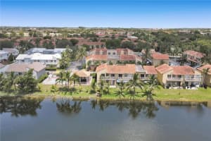 MLS# F10298398, Hialeah, Florida 33015