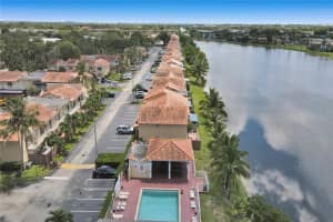 MLS# F10298398, Hialeah, Florida 33015
