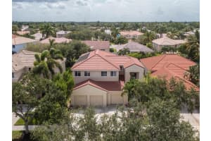 1318 Camellia Cir, Weston, FL 33326, Sold 10/25/21