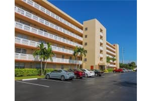 301 SE 3rd St, Dania Beach, FL 33004, Sold 07/15/22