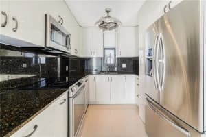 1000 S Ocean Blvd #15c, Pompano Beach, FL 33062, Sold 10/27/21