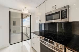 1000 S Ocean Blvd #15c, Pompano Beach, FL 33062, Sold 10/27/21