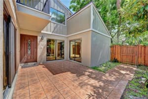 13293 NW 5th Ct, Plantation, FL 33325, Sold 10/14/21