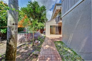 13293 NW 5th Ct, Plantation, FL 33325, Sold 10/14/21