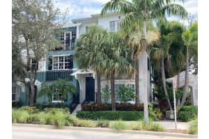 336 W Mallory Cir, Delray Beach, FL 33483, Sold 10/13/21