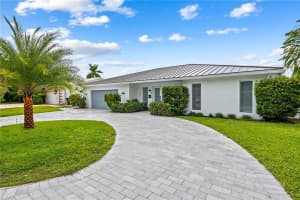 2820 NE 60th St, Fort Lauderdale, FL 33308, Sold 11/17/21