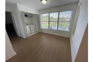 2906 S University Dr, Davie, FL 33328, Sold 12/10/21