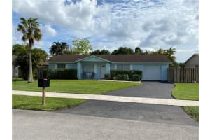 12470 SW 11th Ct, Davie, FL 33325, Sold 11/19/21