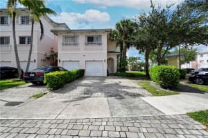 3606 NW 14th Ct, Lauderhill, FL 33311, Sold 05/20/22