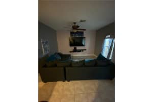 727 NE 43rd St, Oakland Park, FL 33334, Sold 11/12/21