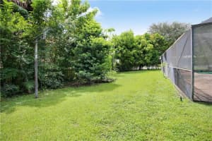 8140 NW 50th St, Coral Springs, FL 33067, Sold 10/27/21