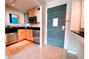2670 E Sunrise Blvd, Fort Lauderdale, FL 33304, Sold 12/30/21