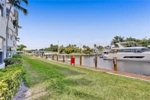 5100 Bayview Dr, Fort Lauderdale, FL 33308, Sold 10/14/21